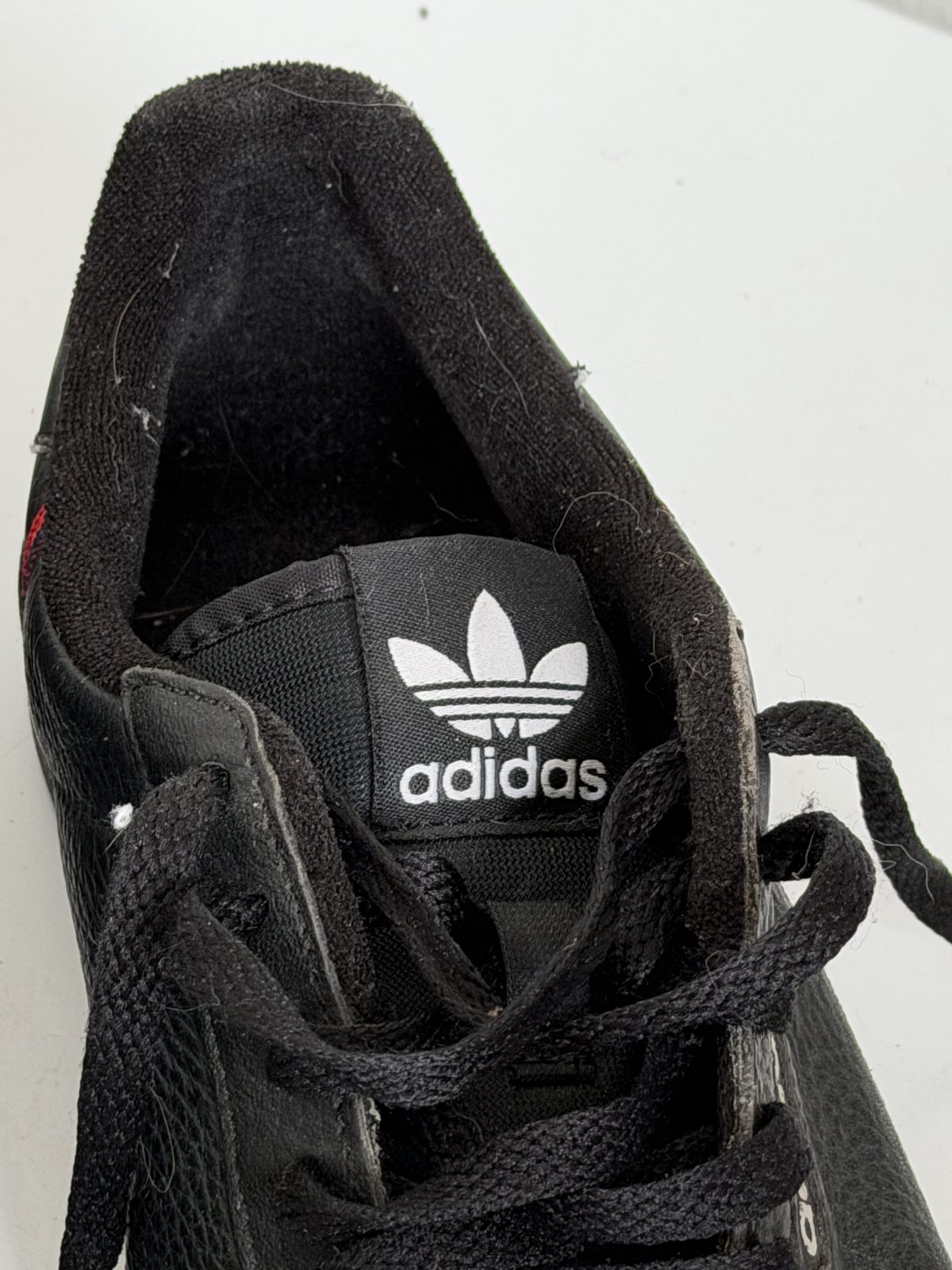 🔥 ADIDAS ORIGINALS NOIRES – POINTURE 42 – PETIT PRIX ! 🔥