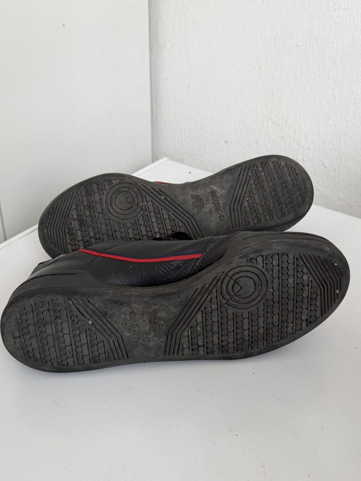 🔥 ADIDAS ORIGINALS NOIRES – POINTURE 42 – PETIT PRIX ! 🔥