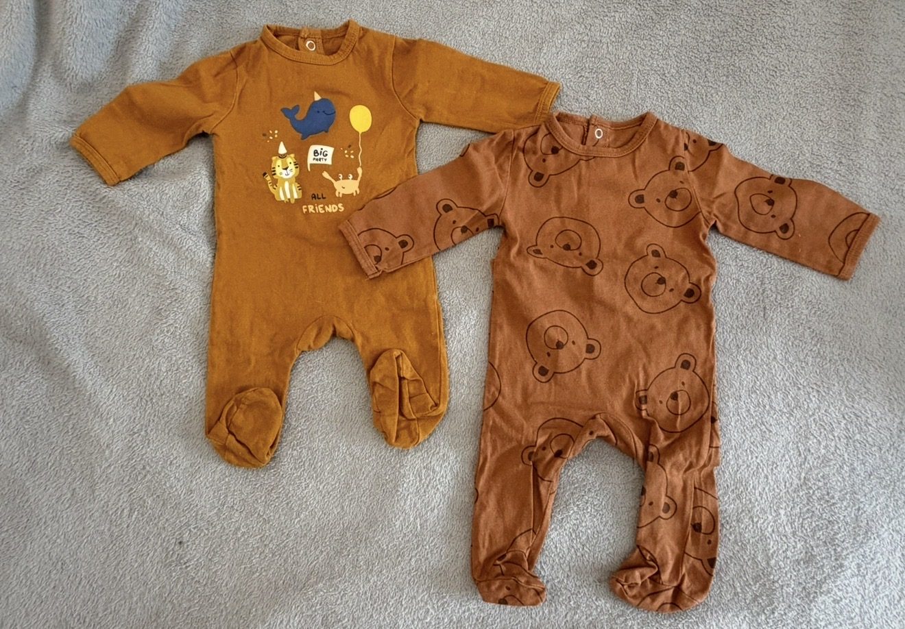 Lot vêtements bébé 1 mois