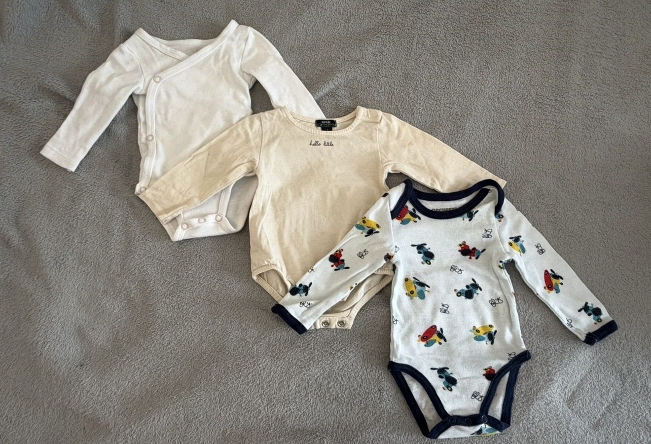 Lot vêtements bébé 1 mois