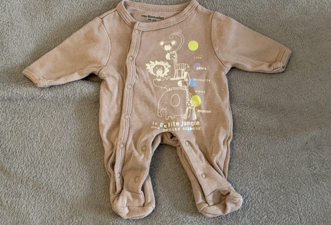 Lot 2 vêtements taille prématuré