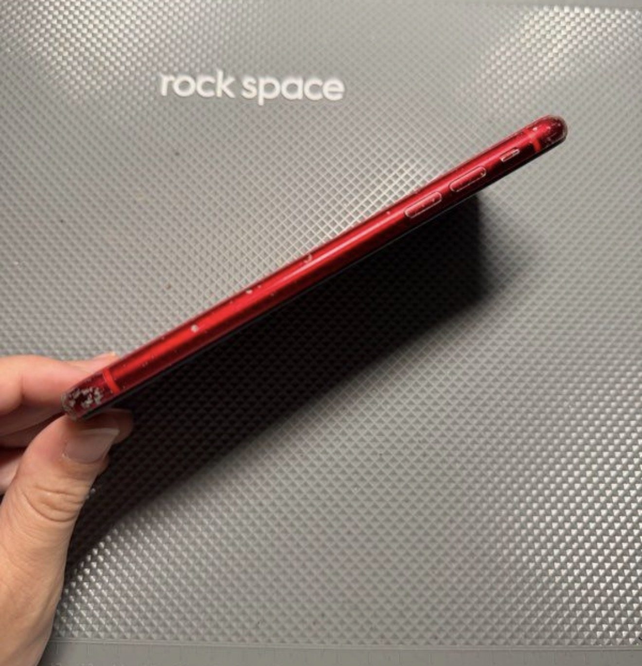 iPhone 11 – 64 Go – Rouge (PRODUCT)RED