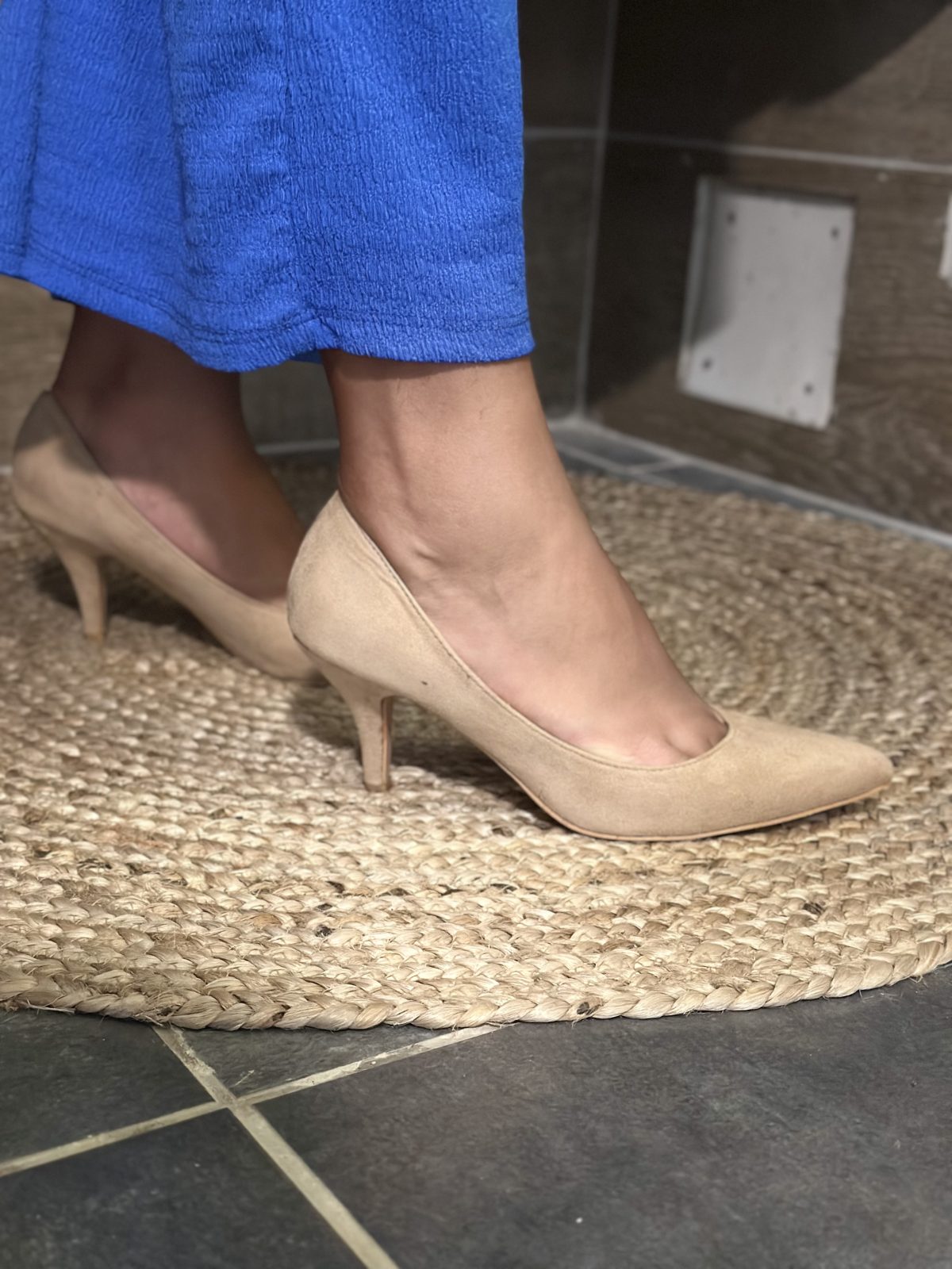 Escarpins beiges suédés à talons fins City Chauss - Pointure 37