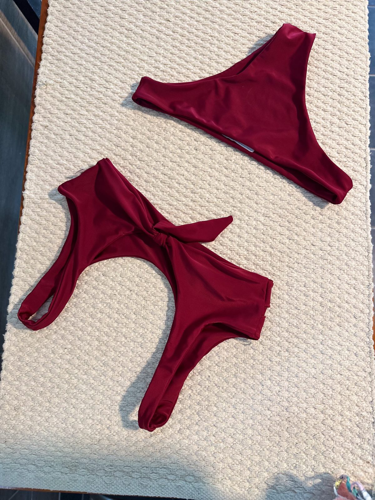 Maillot de bain deux pièces rouge - Taille S/M (36/38)