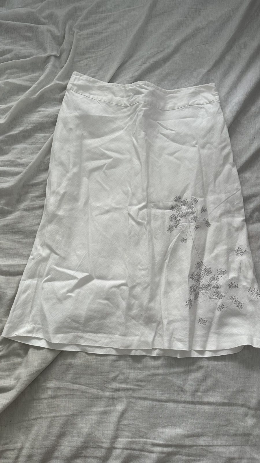Jupe blanche brodée Etam - taille 40 (L)