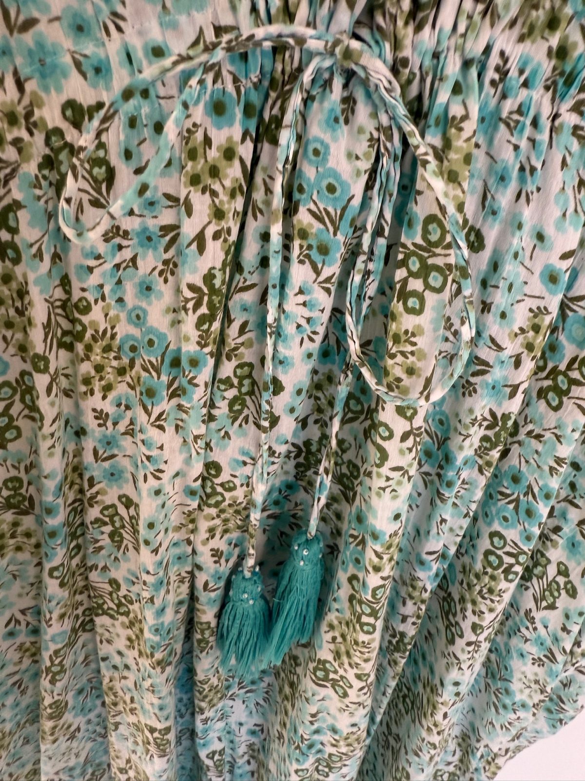 Robe longue fleurie bleu et vert Laraethnics