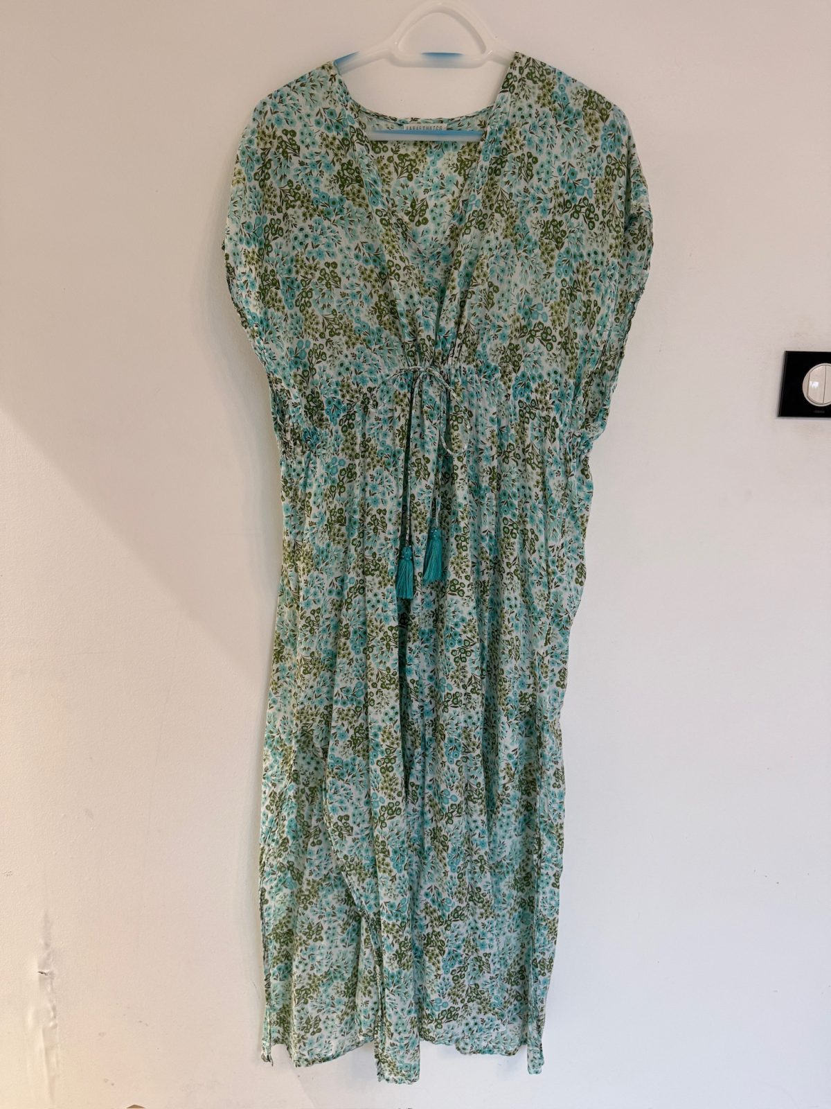 Robe longue fleurie bleu et vert Laraethnics