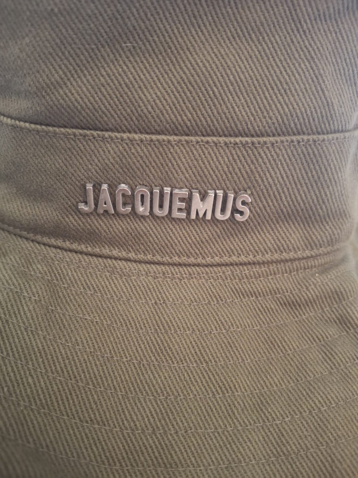 Bob Jacquemus vert kaki en coton