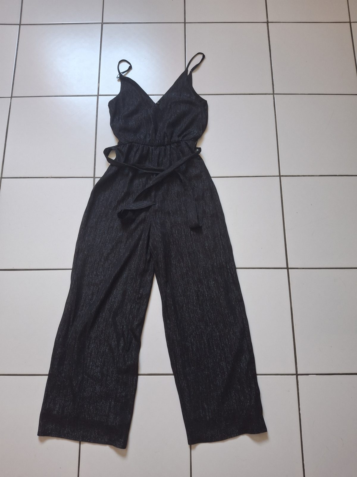 Combinaison large noire pailletée H&M Divided taille 32