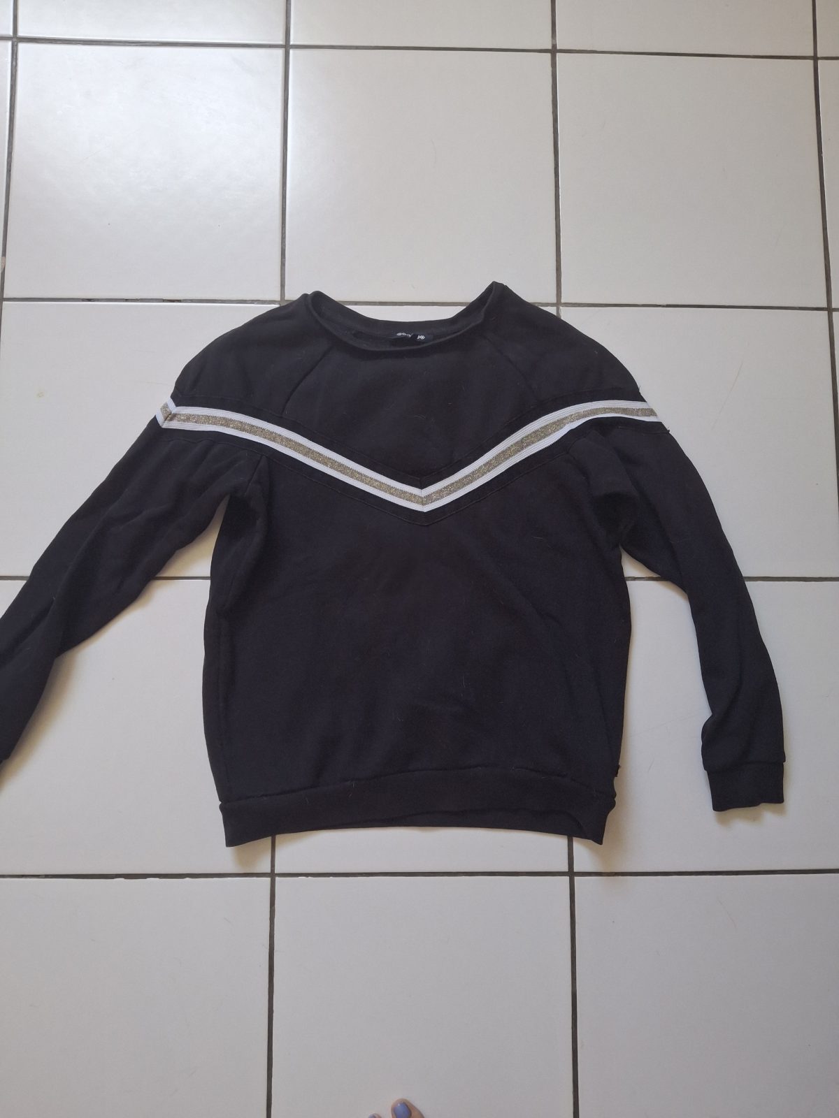 Pull noir Bonobo taille S bandes dorées
