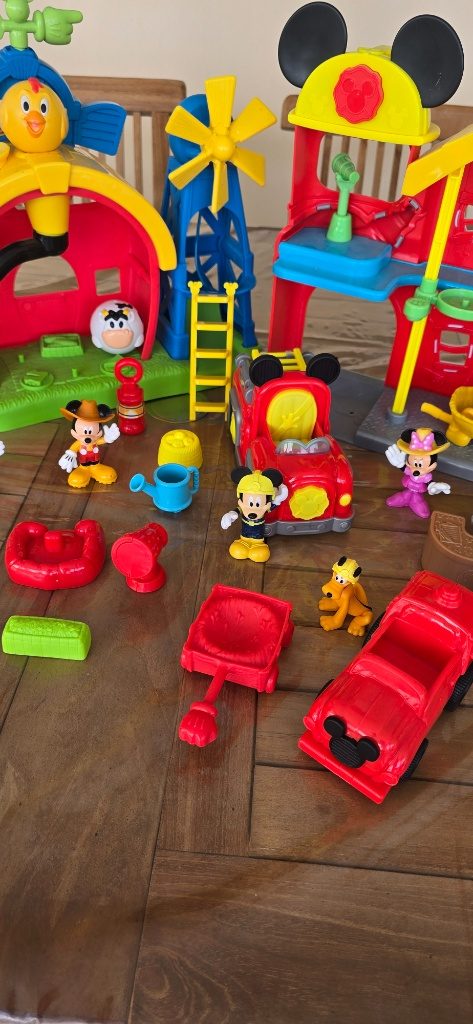 Lot jouets mickey