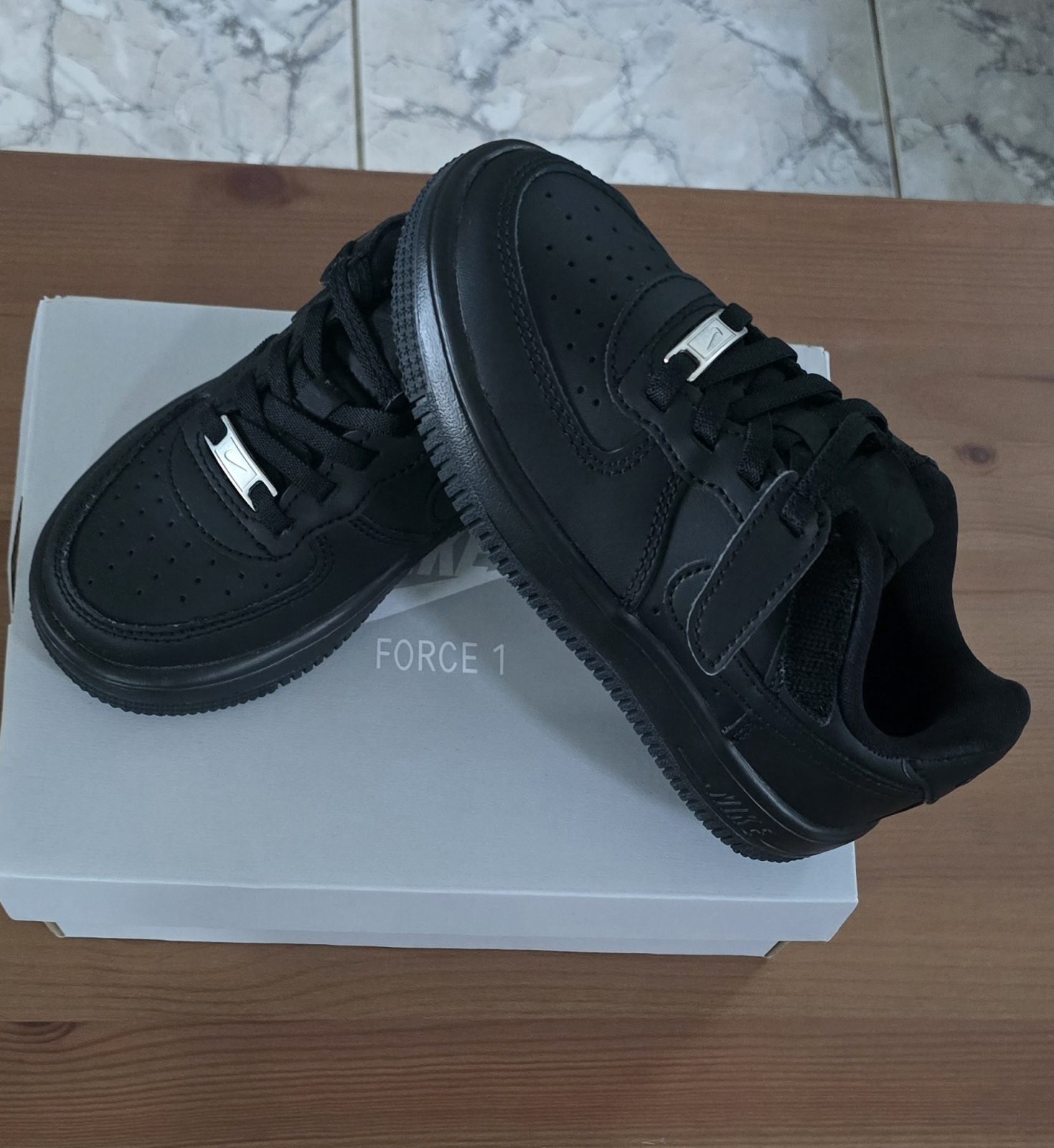 Baskets air force one  nike pointure 28.5 unisex