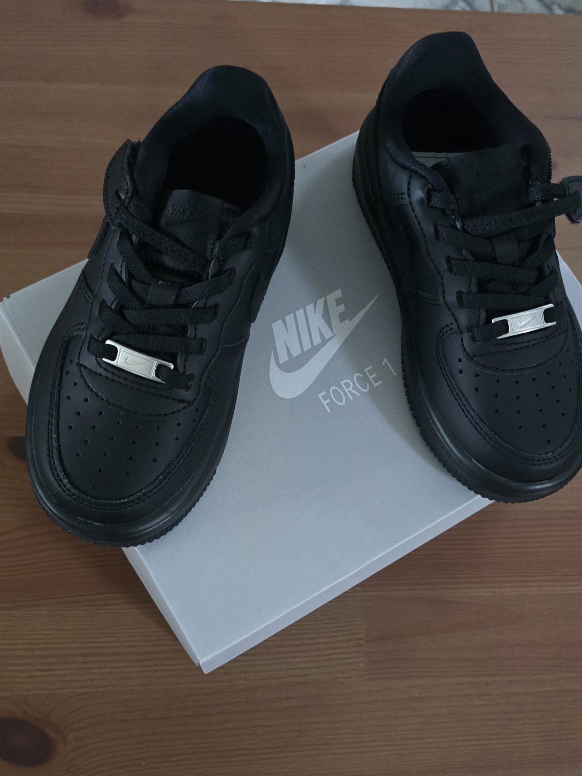 Baskets air force one  nike pointure 28.5 unisex