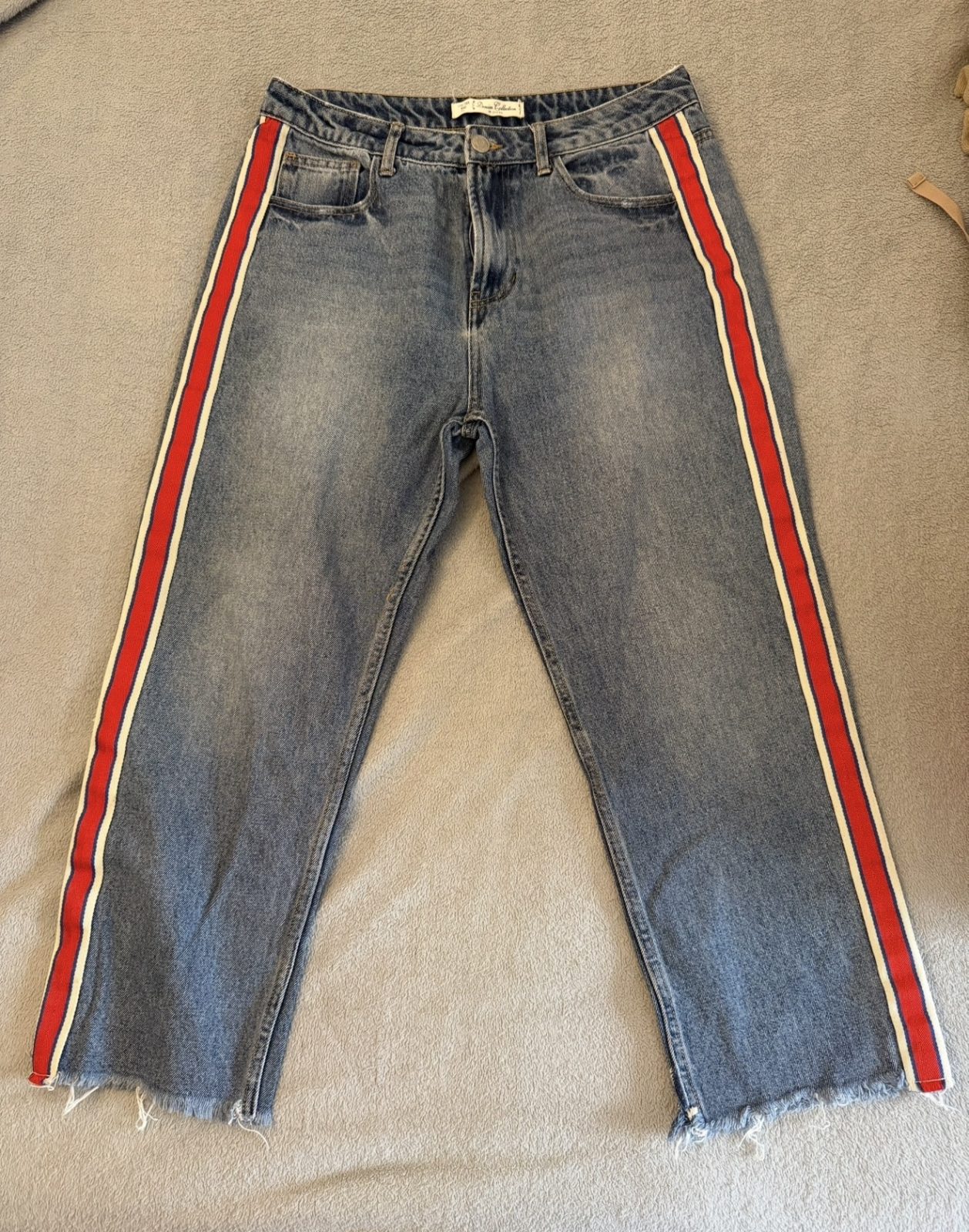 Jean femme bleu délavé bandes rouges XL Denim Collection