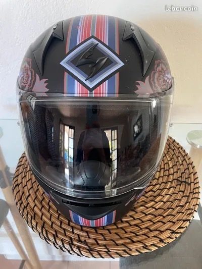 Casque moto femme
