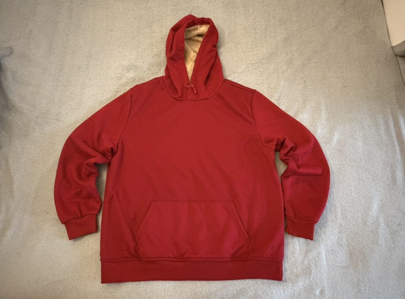 Sweat à capuche rouge doublé sherpa - taille L