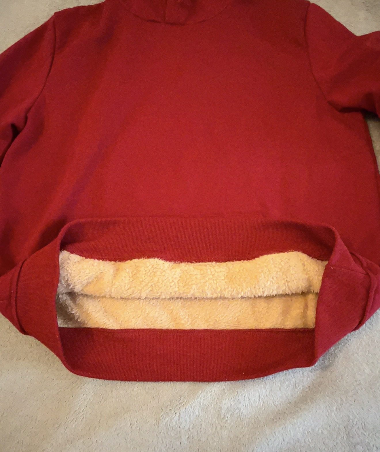 Sweat à capuche rouge doublé sherpa - taille L