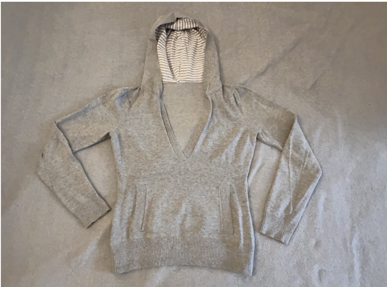 Pull à capuche gris chiné – Taille S