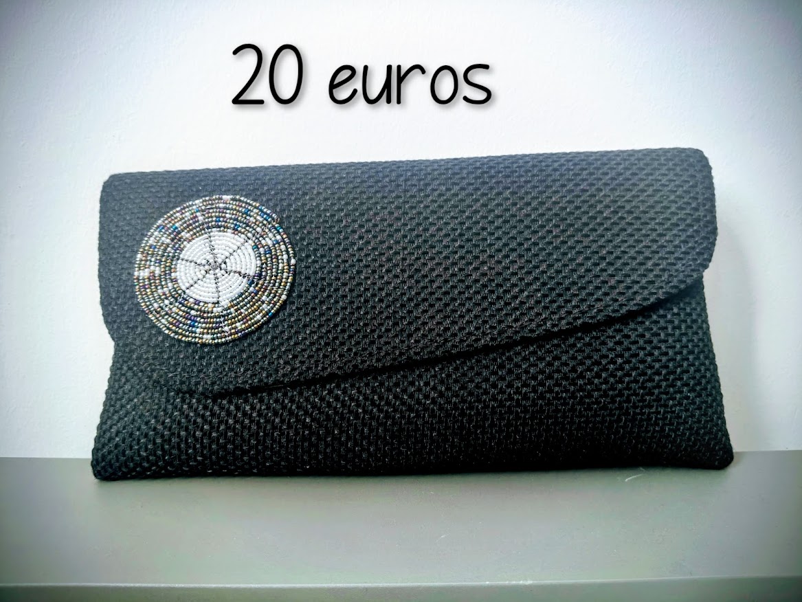 Pochette style africain , neuf — La Réunion