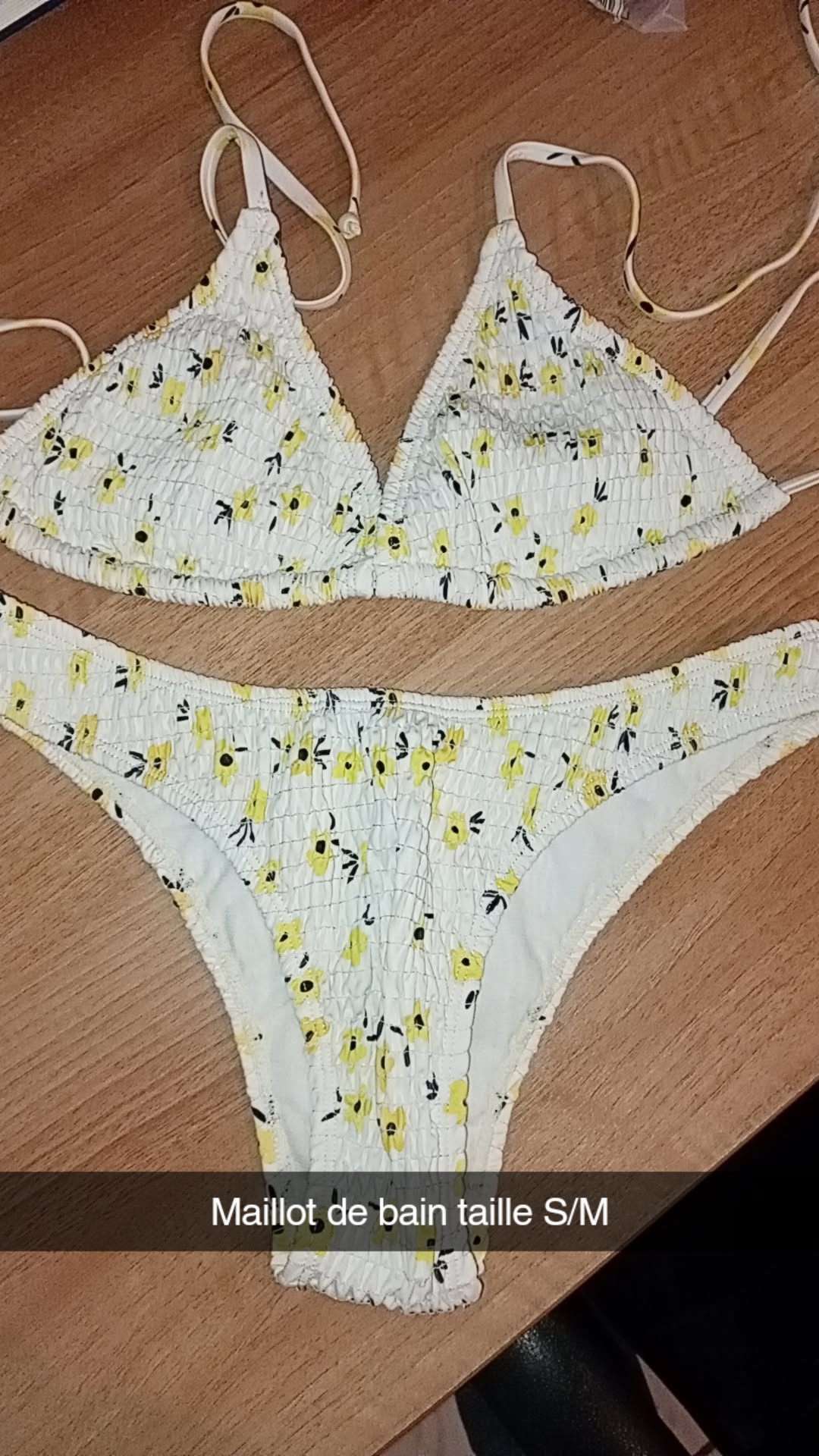 Maillot de bain fleuri — La Réunion