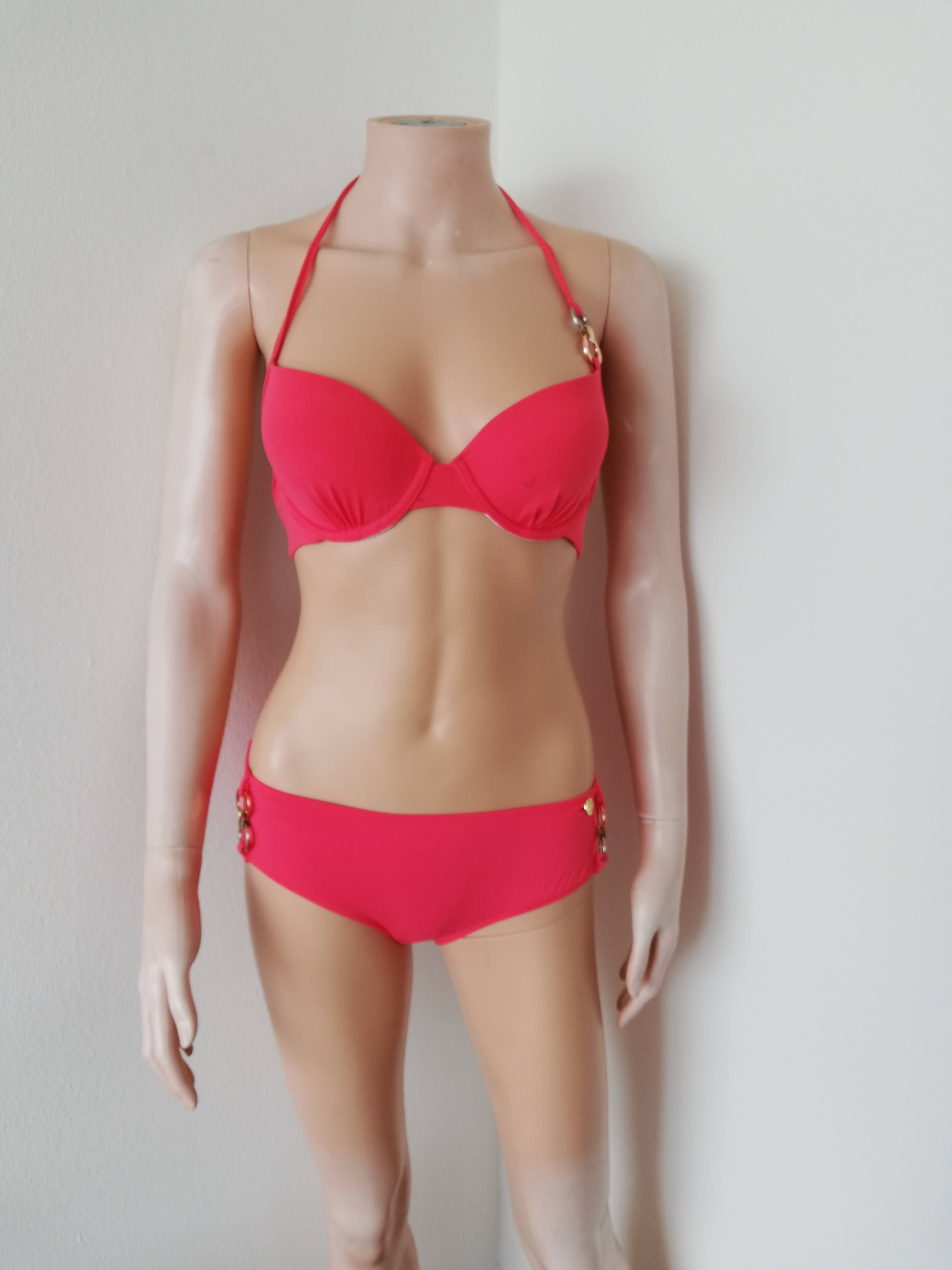 Maillot de bain 2 pièce neuf  ,  taille M, NEUF — La Réunion