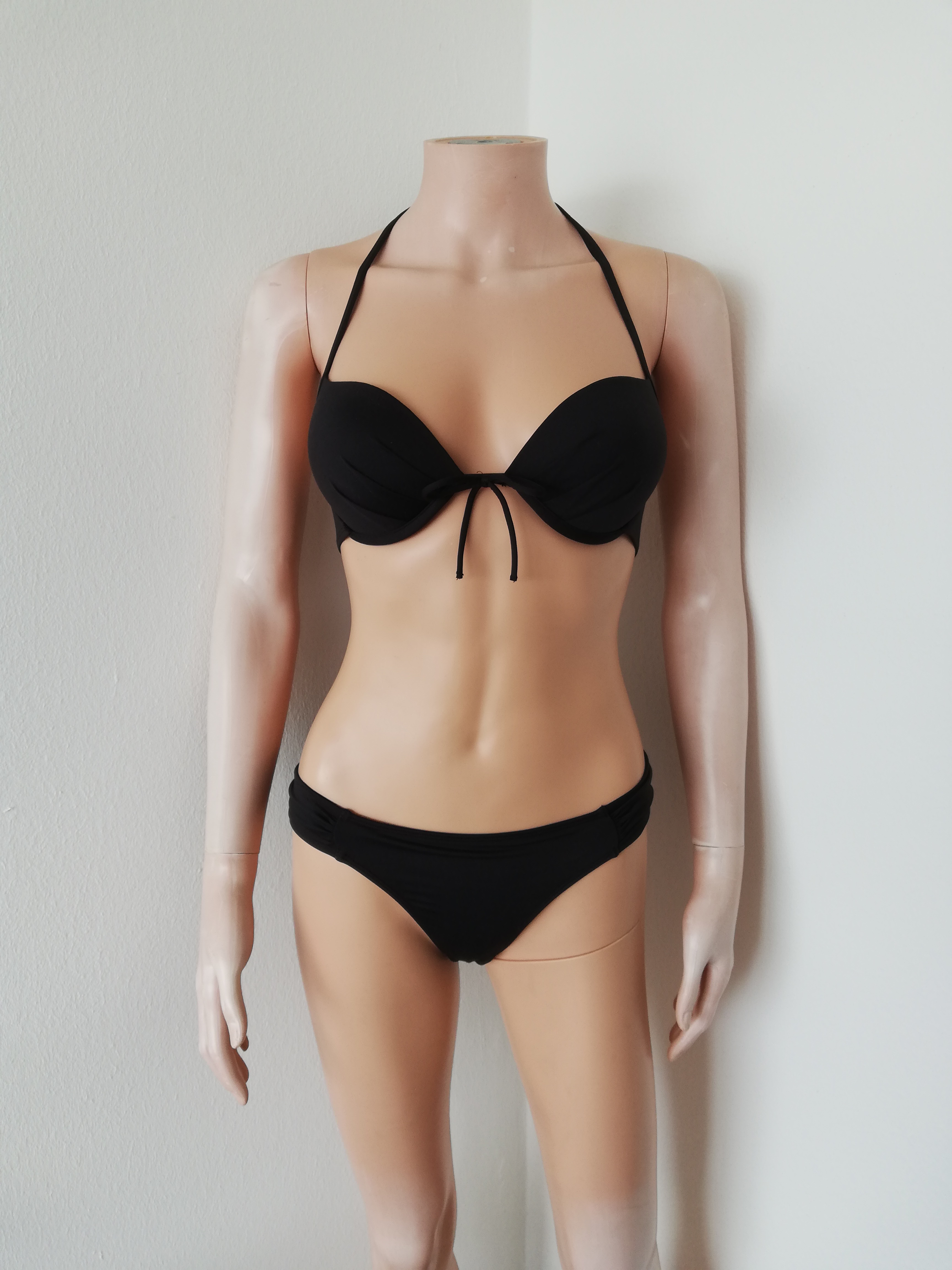 Maillots de bain 2 pièces , T38 , NEUF — La Réunion