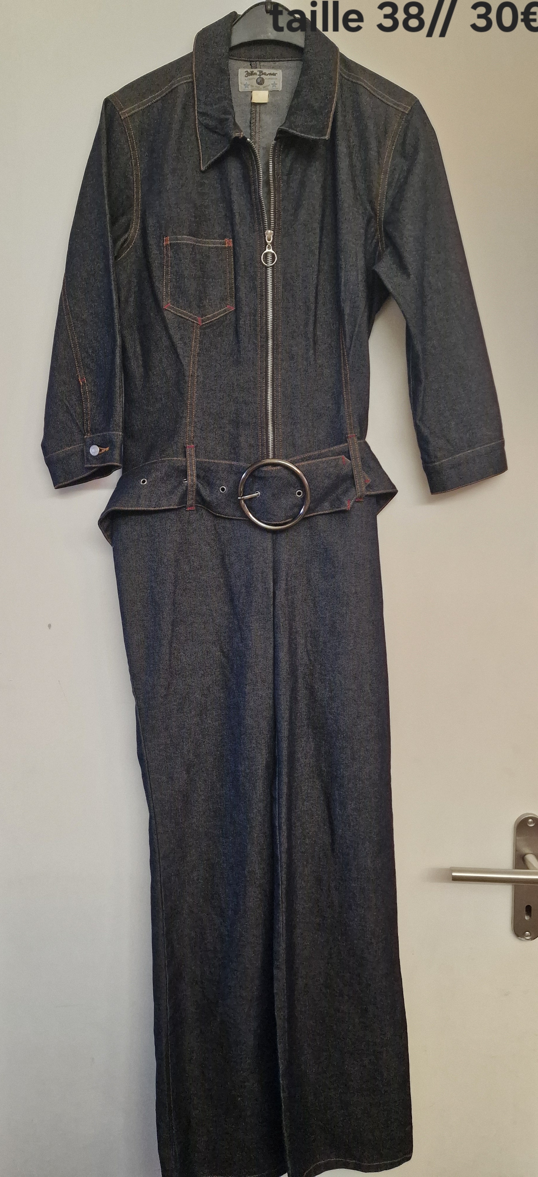Vend combinaison taille 38 en jean — La Réunion
