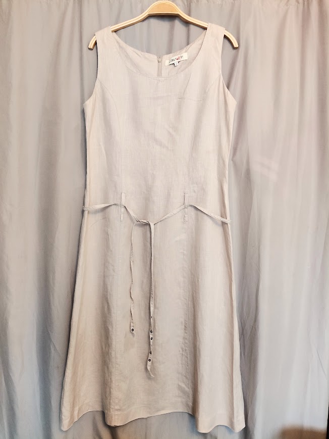 Robe en lin fem t 40 — LAUREL  — La Réunion