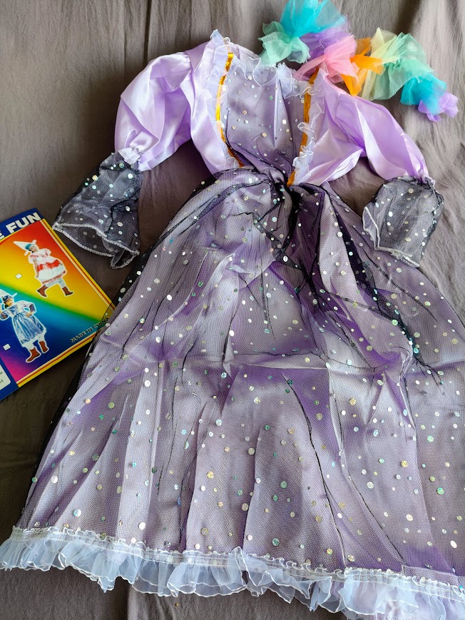 Robe princesse carnaval 7 ans NEUF — La Réunion