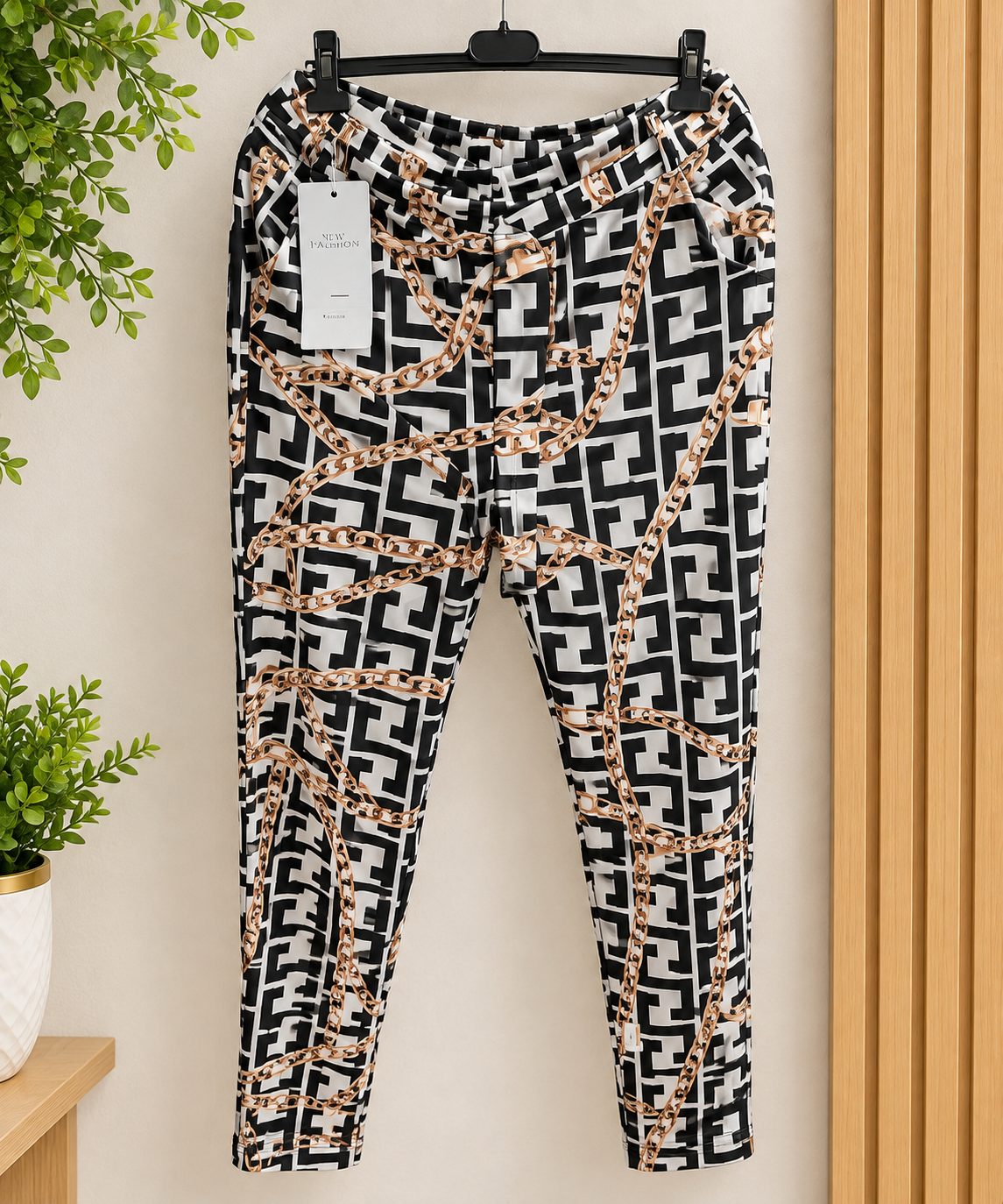 Pantalon élastique neuf