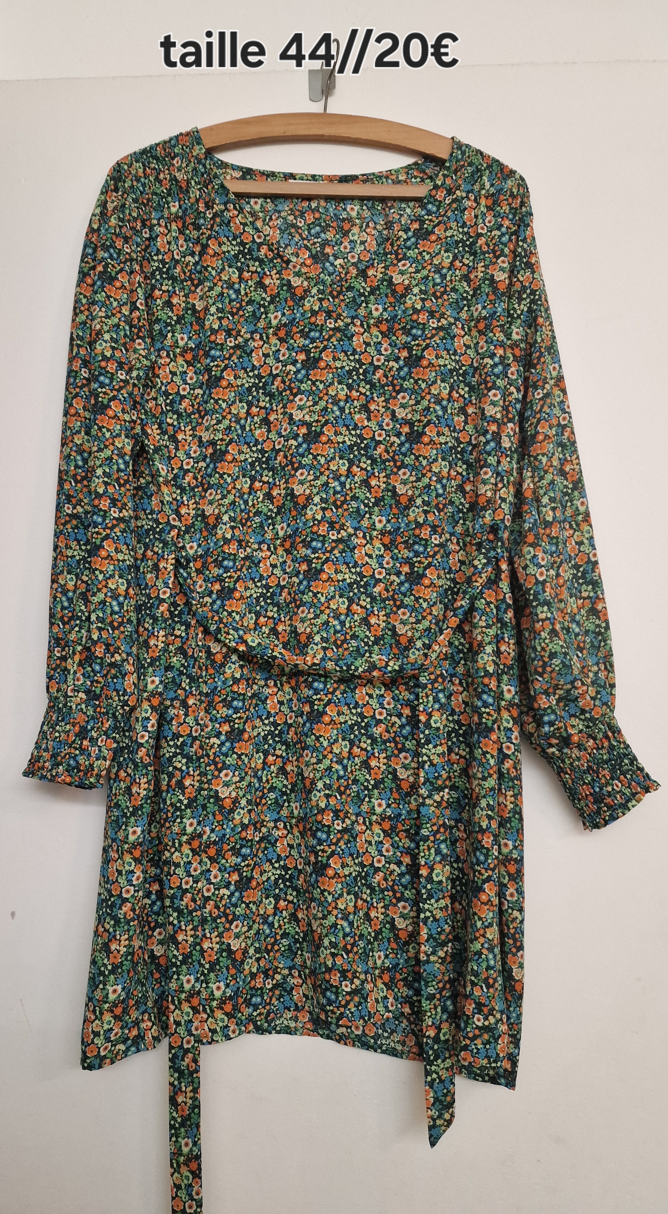 Vend robe taille 44 — La Réunion