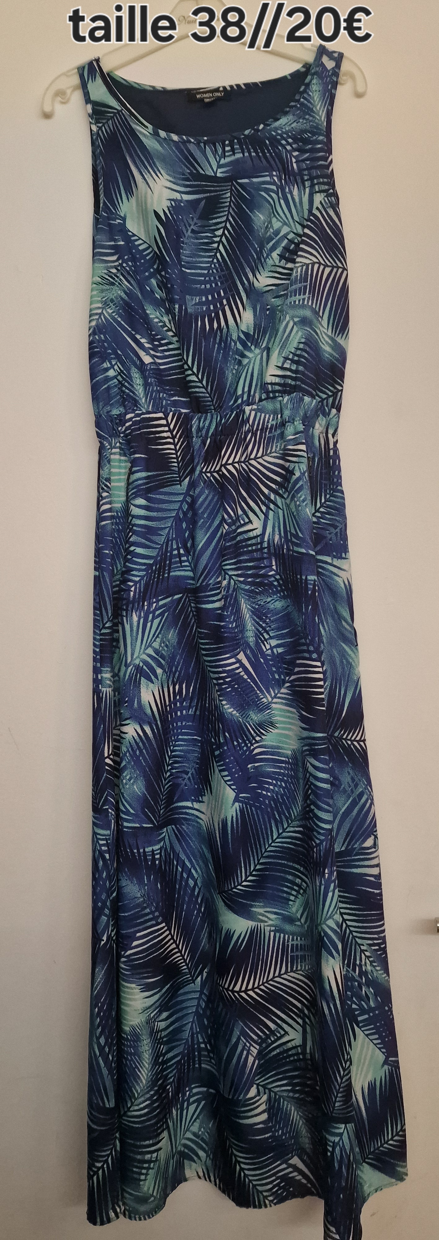 Vend robe taille 38 — La Réunion