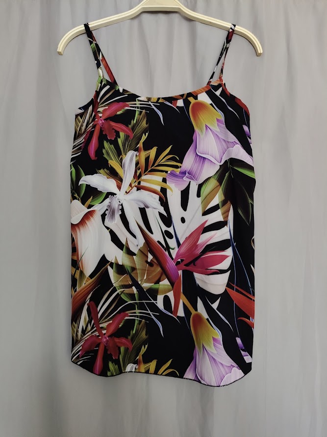 Haut fine bretelle motif fleuri T S/M — La Réunion