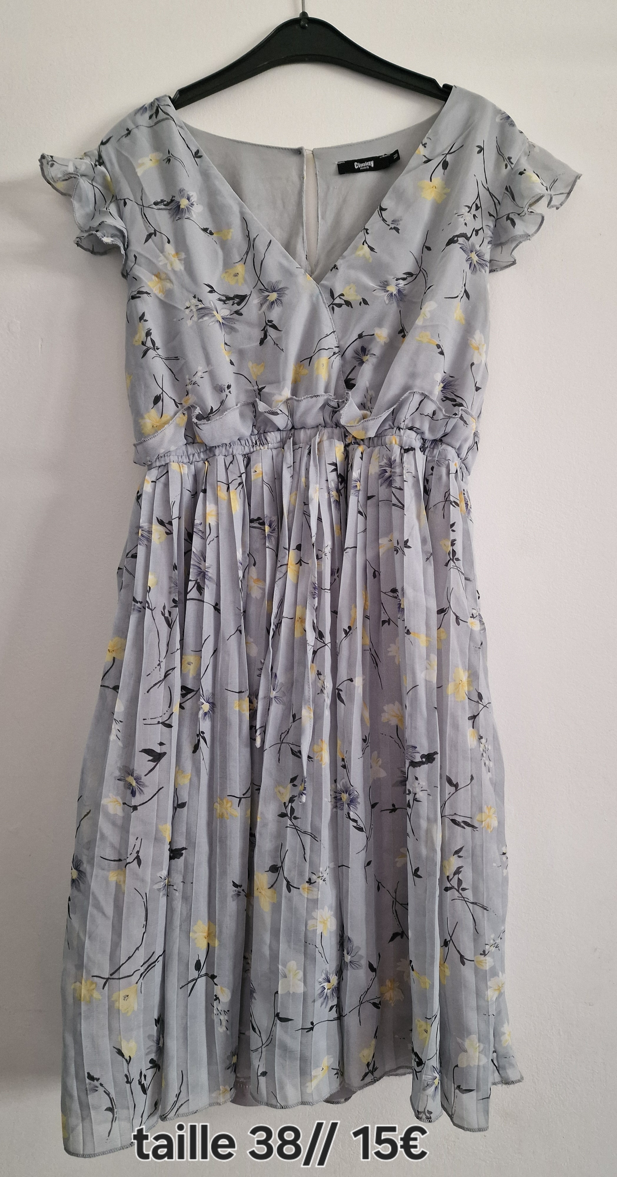 Vend robe taille 38 — La Réunion